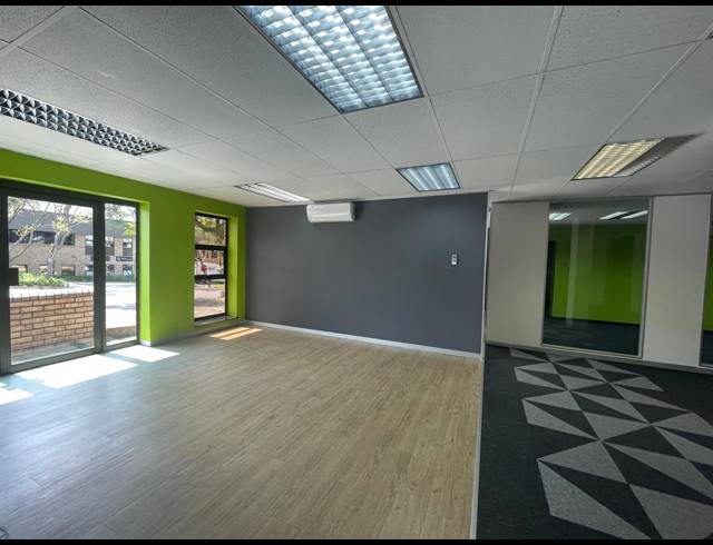 263M² OFFICE TO LET IN HURLINGHAM